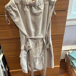 Banana Republic, Size 6, Tan